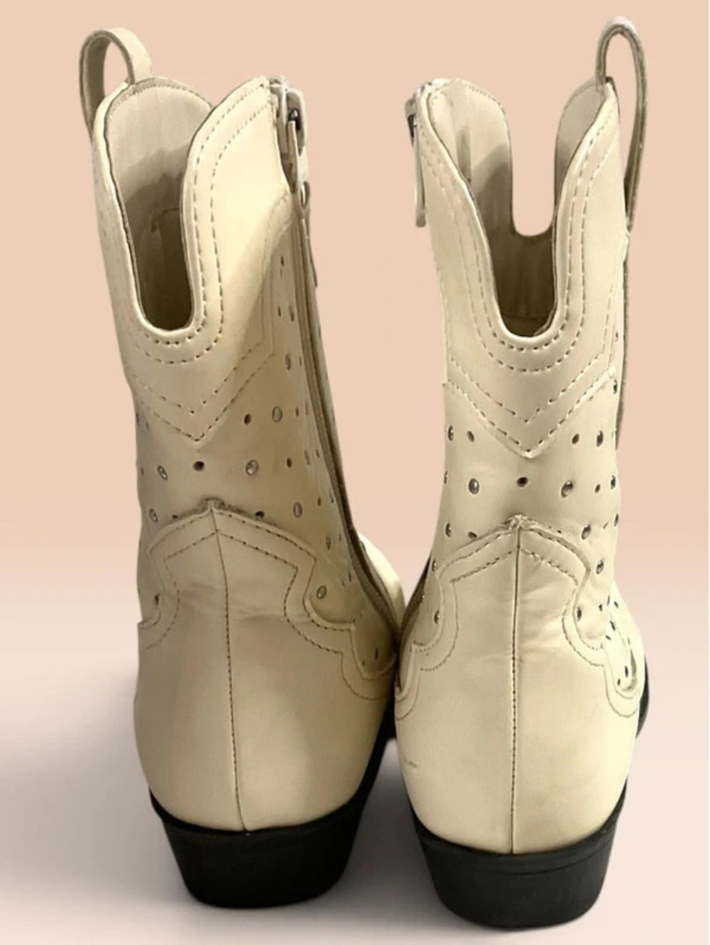 Art Class Jovi Western Boots Cream Colored Big Kids Size 1 RN#17730